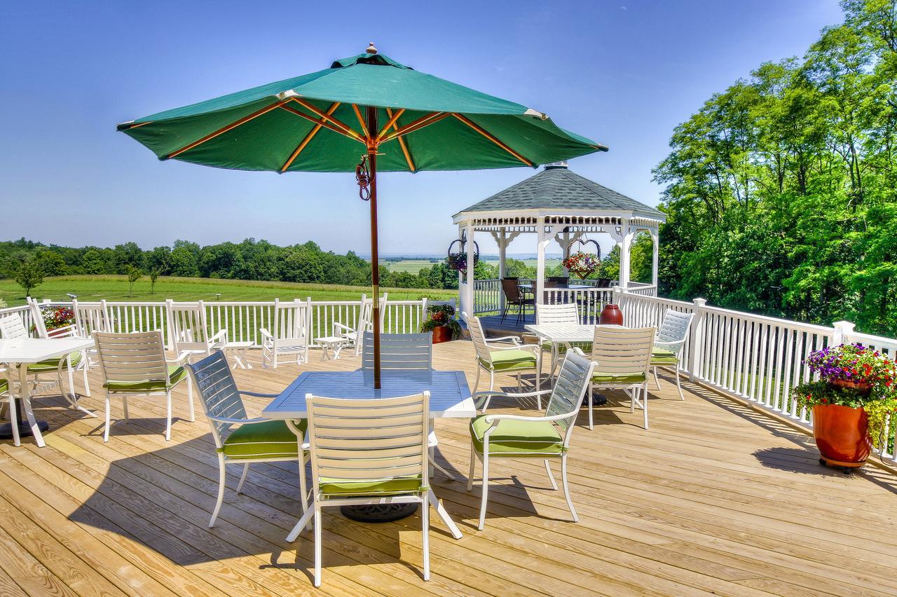 Los Gatos Bed & Breakfast Penn Yan Bagian luar foto