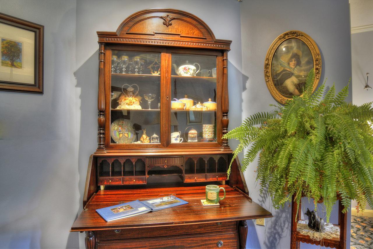 Los Gatos Bed & Breakfast Penn Yan Bagian luar foto